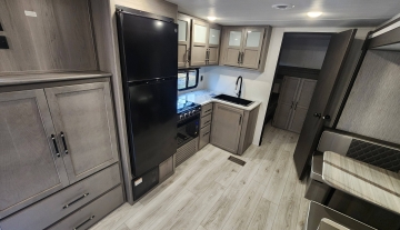 700 W Rogers St lot 3 Clinton 10.jpg